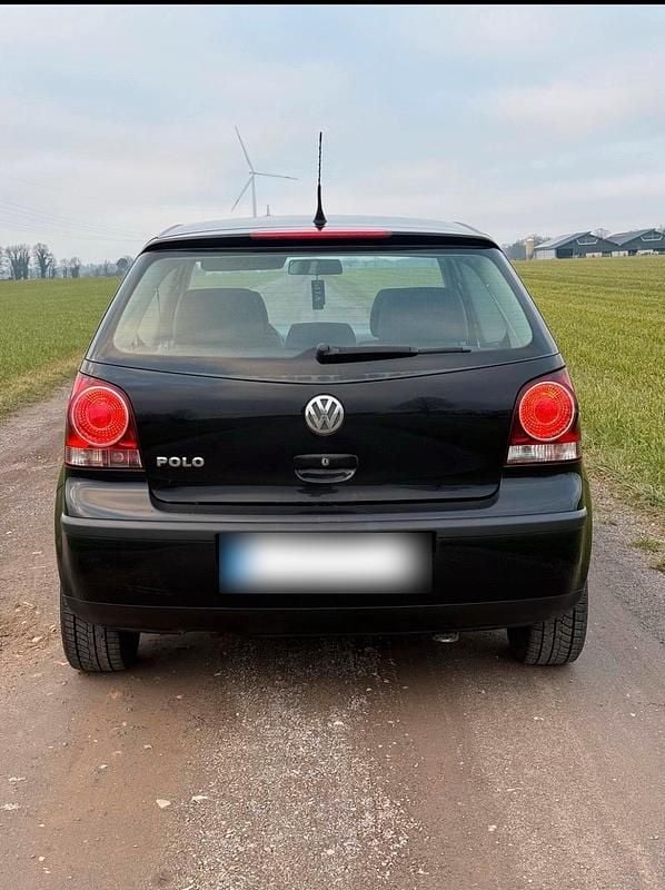Gebraucht VW Polo 75 PS (55 kW) 2008 Schwarz Kleinwagen