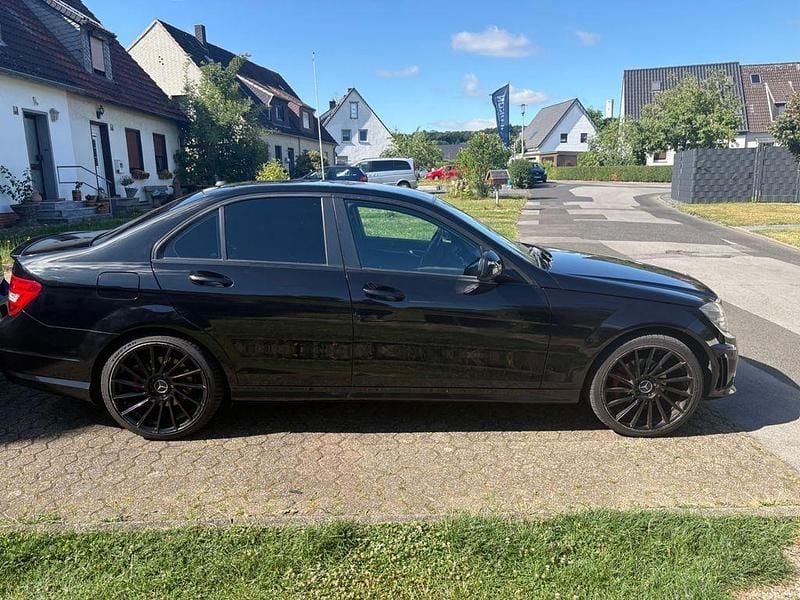Gebraucht 2007 Mercedes 200 Limousine | 9.000 € - Bild 1/4