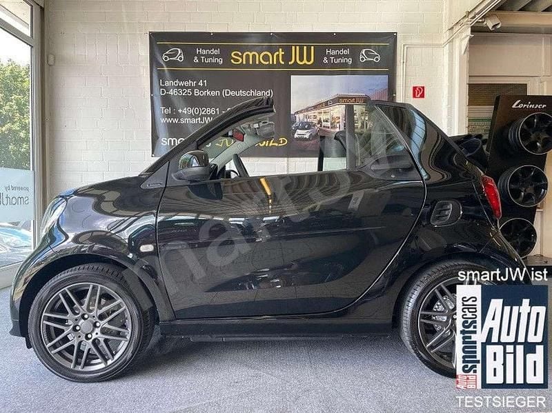 Schwarz Gebraucht 2019 Smart ForTwo Cabrio Brabus Xclusive Cabrio | 39.900 € - Bild 1/4