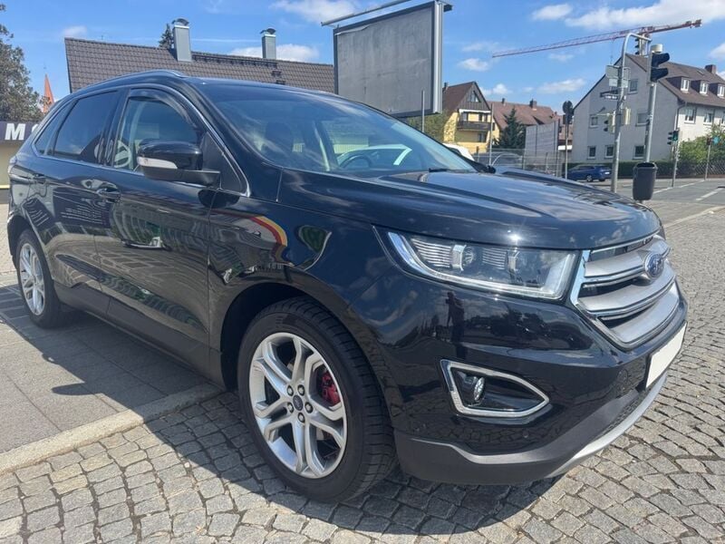 Gebraucht Ford Edge Titanium 179 PS (131 kW) 2016 Schwarz SUV