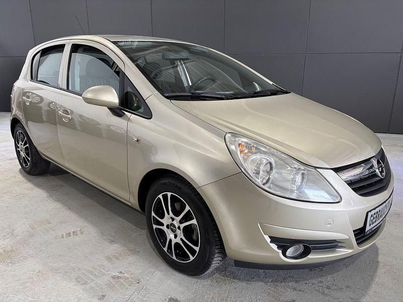 Używany Opel Corsa Edition 80 KM (58 kW) 2009 Złoty Hatchback