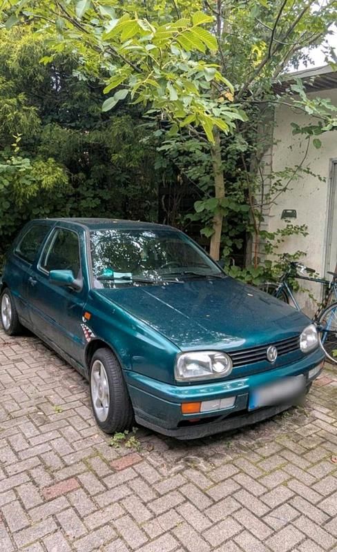 Grün Gebraucht 1997 VW Golf III Kleinwagen | 500 € (Fairer Preis) - Bild 1/4