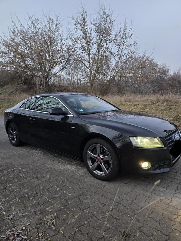 Schwarz Gebraucht 2009 Audi A5 Coupé | 7.000 € (Guter Preis) - Bild 1/4