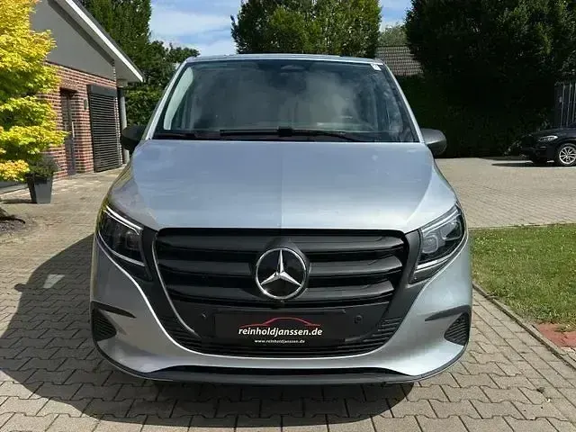 Gebraucht Mercedes Vito 163 PS (119 kW) 2025 Andere Van