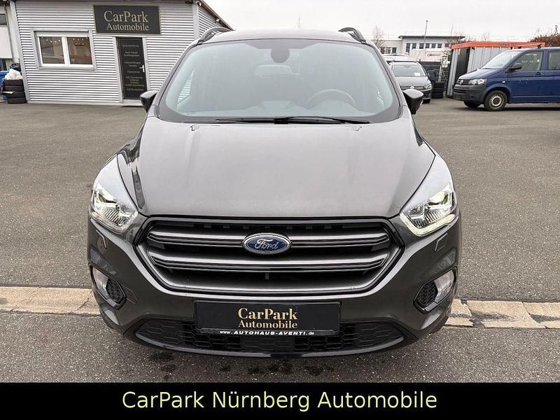 Gebraucht Ford Kuga ST-Line 150 PS (110 kW) 2020 Grau SUV