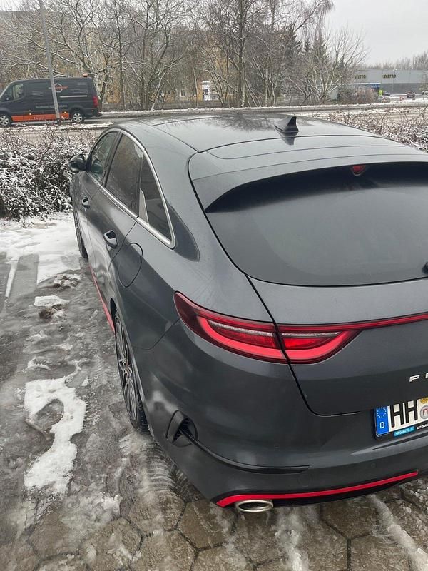 Gebraucht Kia ProCeed GT 204 PS (150 kW) 2022 Grau Kombi