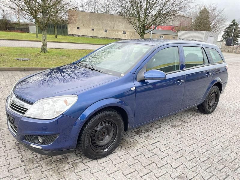 Gebraucht Opel Astra Edition 110 PS (80 kW) 2009 Blau Kombi
