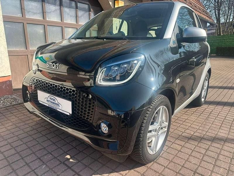 Gebraucht Smart ForTwo Coupé 60 kW (82 PS) 2021 Silber Kleinwagen