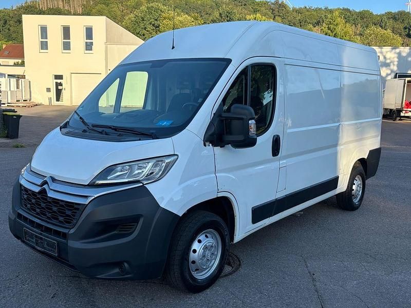 Weiß Gebraucht 2019 Citroën Jumper Van / Kleinbus | 7.499 € - Bild 1/4