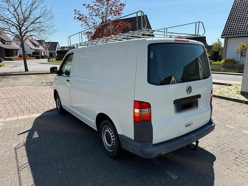 Second-hand VW T5 84 CP (61 kW) 2008 Alb Van