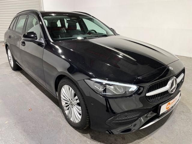 Gebraucht Mercedes C220 200 PS (147 kW) 2023 Schwarz Kombi