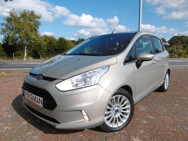 Grau Gebraucht 2014 Ford B-MAX Titanium Van / Kleinbus | 7.950 € (Etwas zu teuer) - Bild 1/4