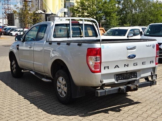 Gebraucht Ford Ranger XLT 160 PS (117 kW) 2015 Silber Pickup