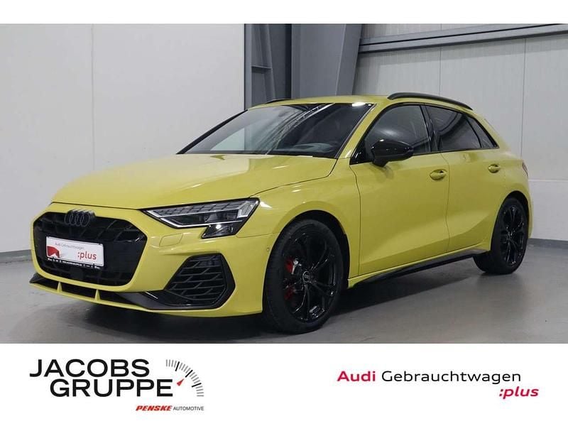 Pythongelb metallic Gebraucht 2024 Audi S3 Ambiente Limousine | 43.820 € (Superpreis) - Bild 1/4