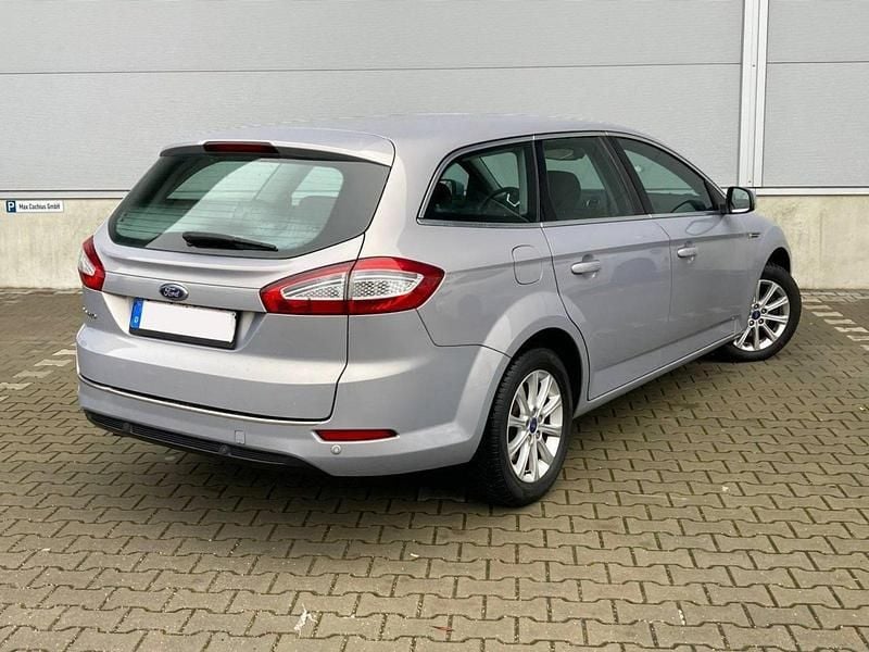 Second-hand Ford Mondeo 140 CP (102 kW) 2014 Argintiu Break