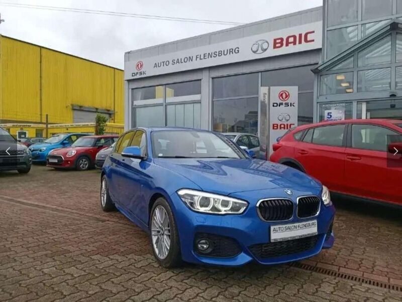Estorilblau 2 metallic Gebraucht 2018 BMW 118 M Sport Kleinwagen | 18.998 € (Fairer Preis) - Bild 1/4