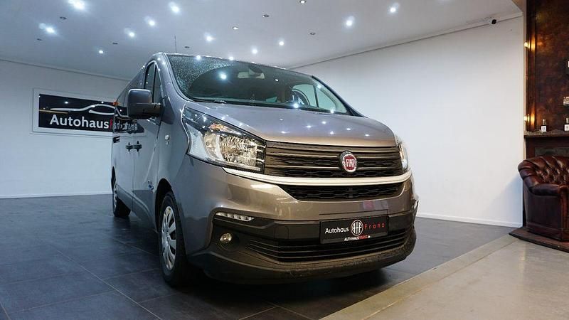 Gebraucht Fiat Talento Basis 125 PS (91 kW) 2018 Grau Van / Kleinbus