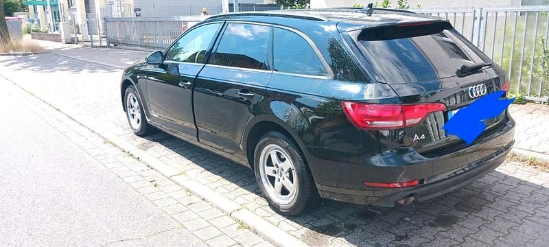 Gebraucht Audi A4 150 PS (110 kW) 2017 Schwarz Kombi
