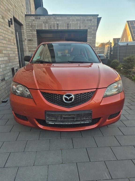 Gebraucht Mazda 3 Active 105 PS (77 kW) 2005 Rot Limousine
