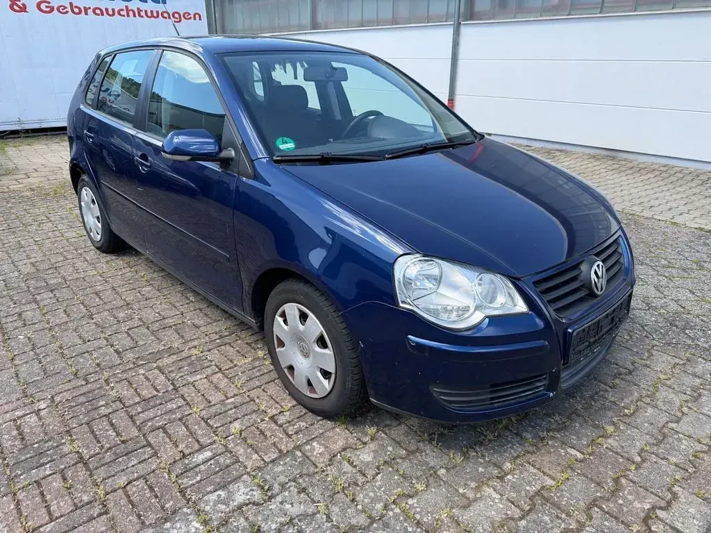 Gebraucht VW Polo Comfortline 75 PS (55 kW) 2005 Shadowblue metallic Kleinwagen