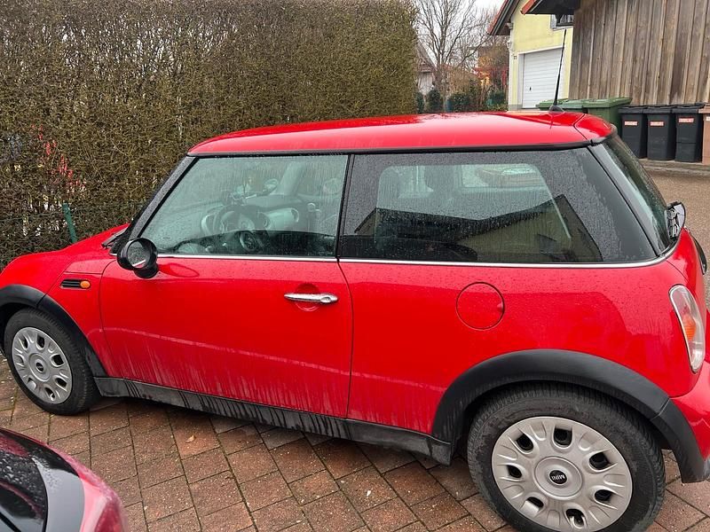Gebraucht Mini Cooper 90 PS (66 kW) 2001 Rot Kleinwagen