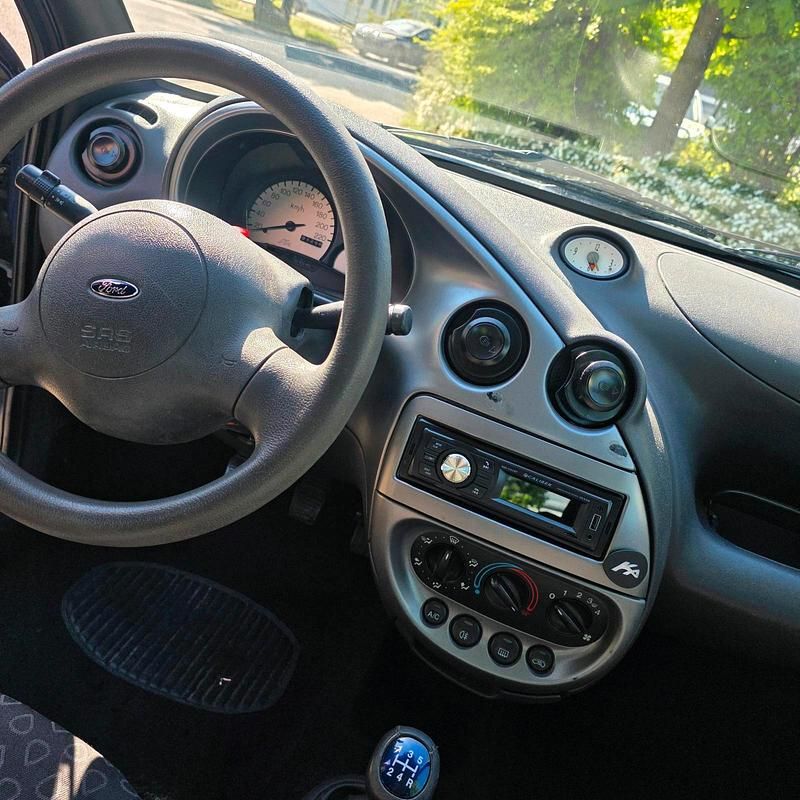 Usata Ford Ka 60 CV (44 kW) 2002 Blu Utilitaria