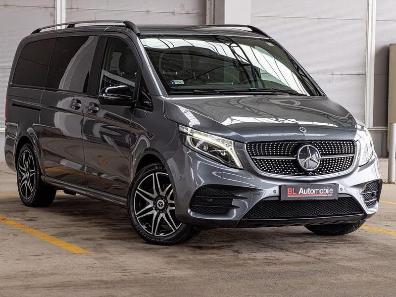 Gebraucht Mercedes V300 Exclusive 237 PS (174 kW) 2022 Grau Van / Kleinbus