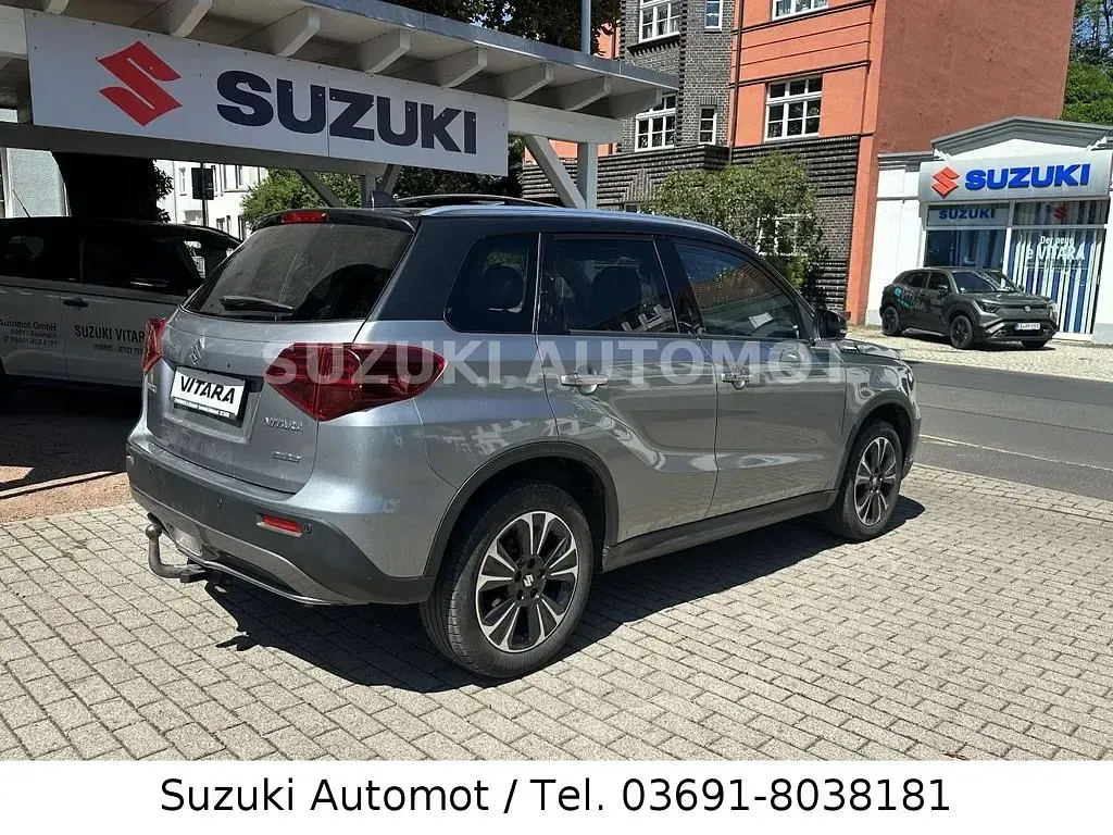 Gebraucht Suzuki Vitara Comfort+ 140 PS (102 kW) 2019 Grau SUV