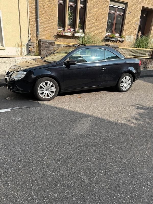 Schwarz Gebraucht 2009 VW Eos Edition Cabrio | 4.250 € (Guter Preis) - Bild 1/4