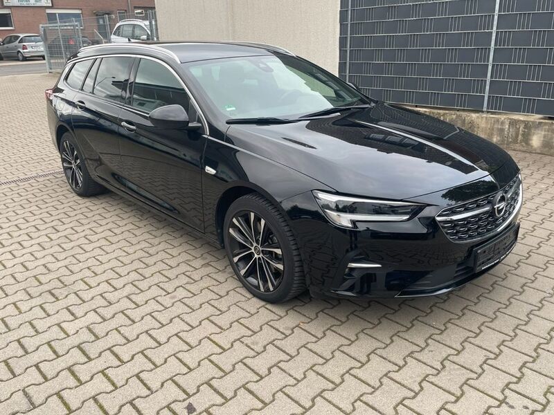 Diamant schwarz/karbon schwarz Gebraucht 2022 Opel Insignia Elegance Kombi | 18.650 € (Fairer Preis) - Bild 1/4