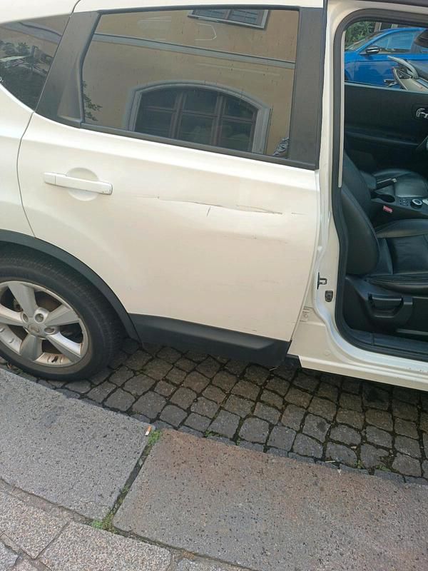 Weiß Gebraucht 2008 Nissan Qashqai SUV | 4.200 € (Guter Preis) - Bild 1/4