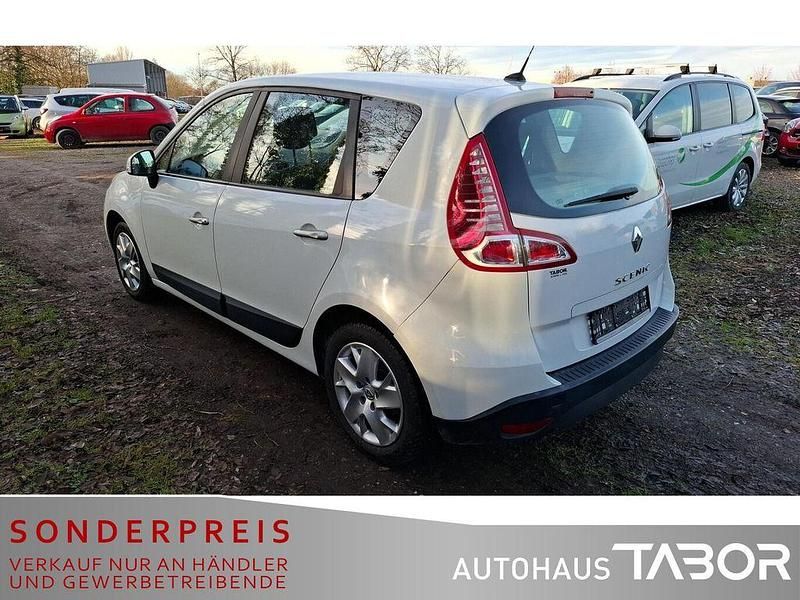 Gebraucht Renault Scénic III 110 PS (80 kW) 2011 Weiss "nacre" Van / Kleinbus