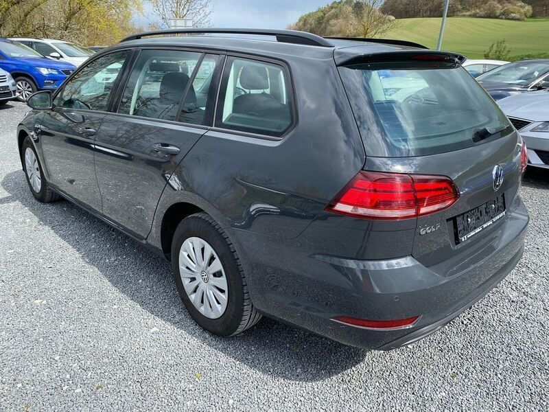 Gebraucht VW Golf VII 116 PS (85 kW) 2019 Grau Kombi