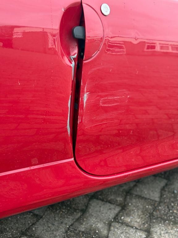 Usata Renault Twingo Expression 75 CV (55 kW) 2003 Rosso Utilitaria