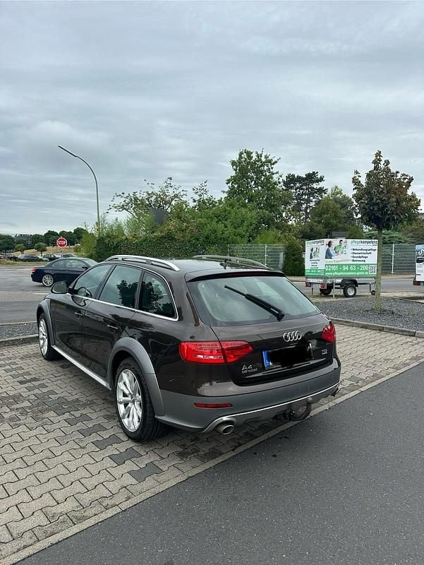 Gebraucht Audi A4 Allroad 245 PS (180 kW) 2010 Braun Kombi