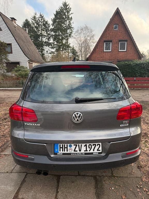 Gebraucht VW Tiguan Trendline 122 PS (89 kW) 2015 SUV