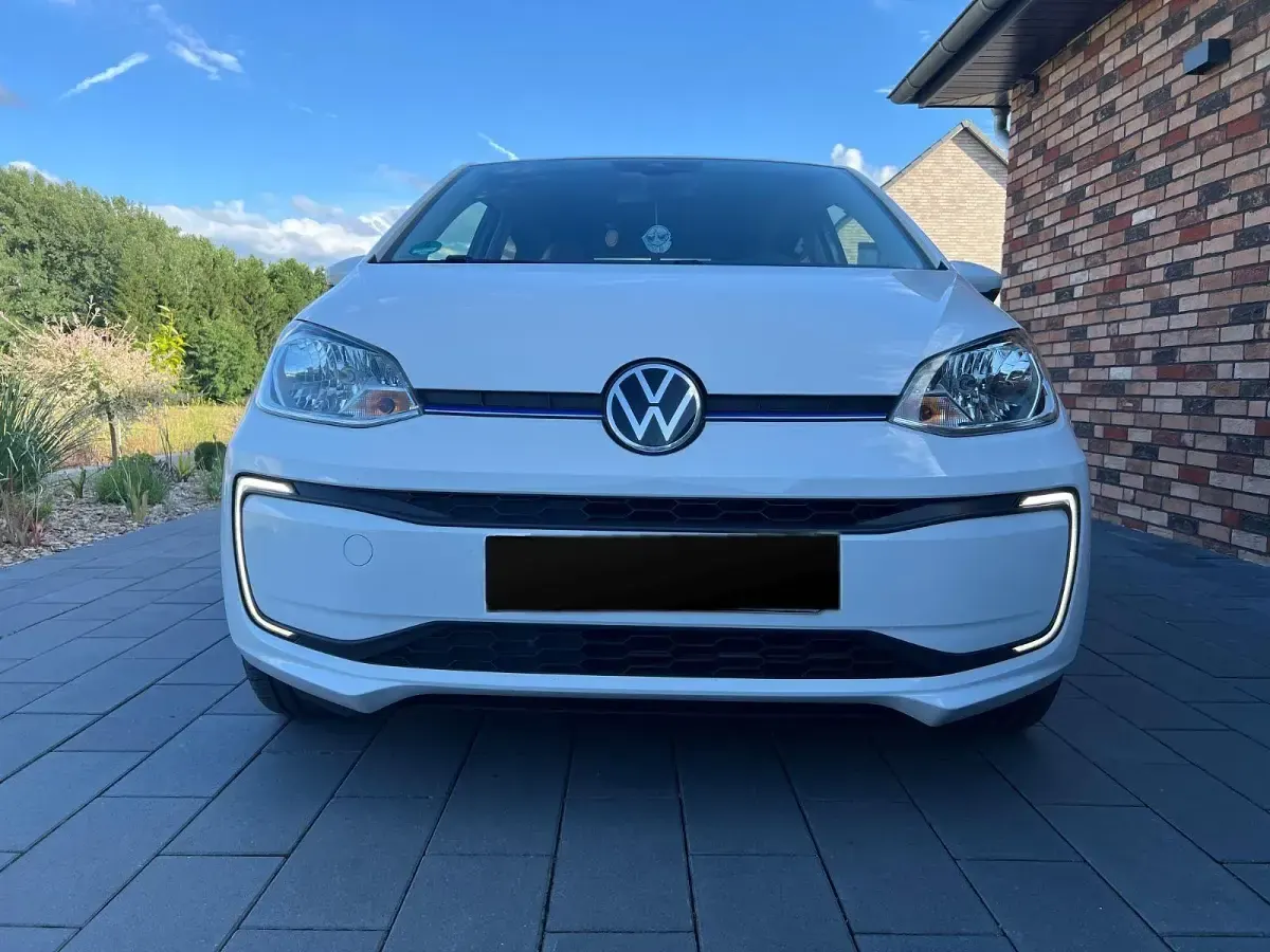 Gebraucht VW e-up! 61 kW (83 PS) 2023 Weiß Kleinwagen