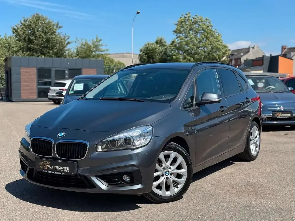 Gebraucht BMW 218 Active Tourer 136 PS (100 kW) 2016 Mineralgrau Van / Kleinbus