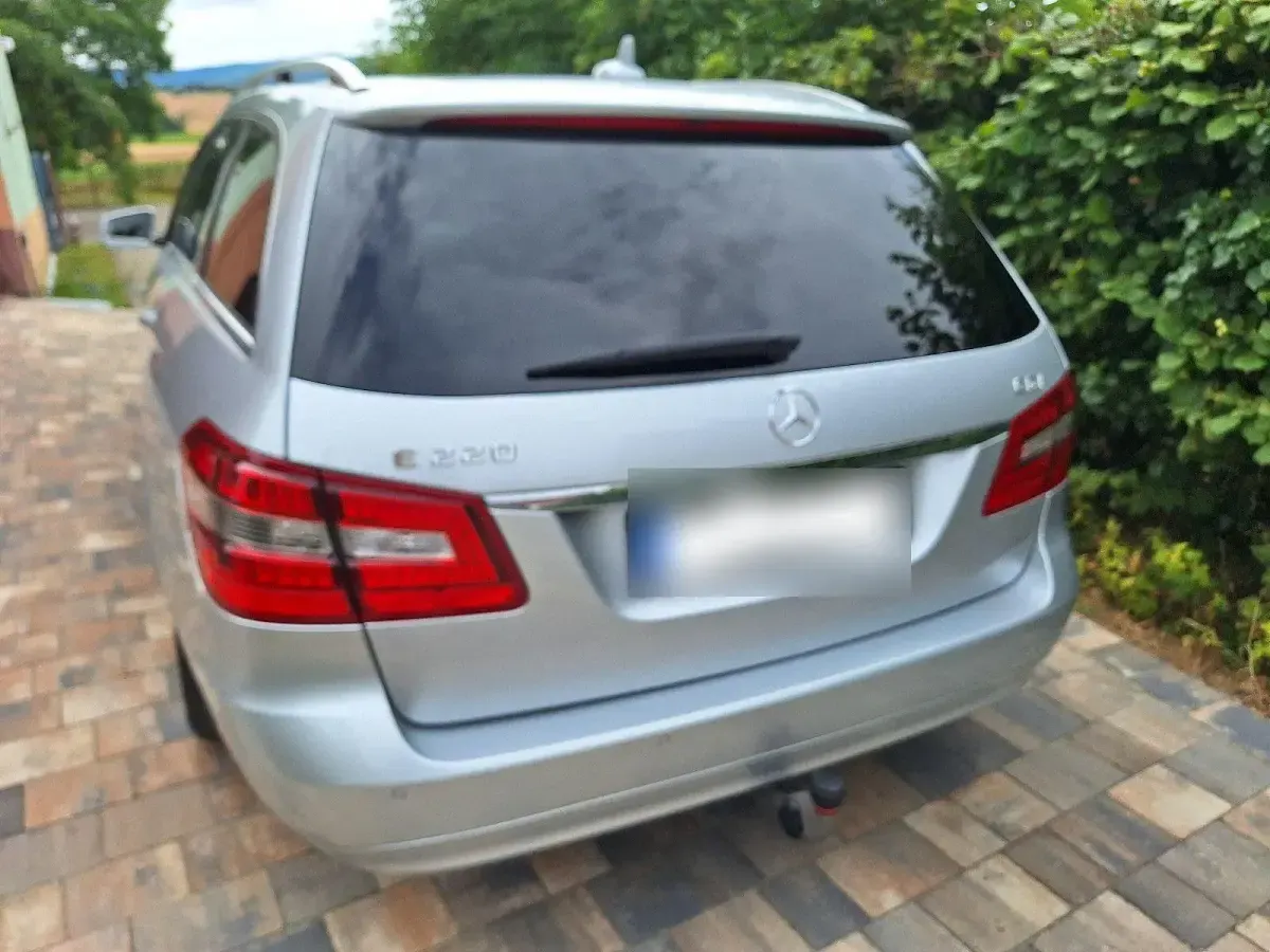 Usata Mercedes E220 170 CV (125 kW) 2012 Argento Station wagon