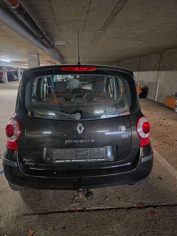 Second-hand Renault Modus Dynamique 75 CP (55 kW) 2007 Negru Monovolum