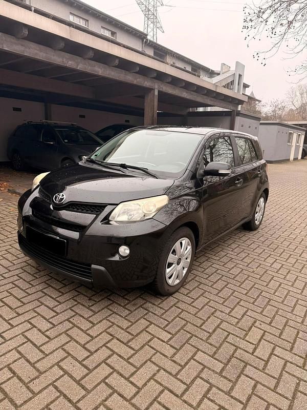 Schwarz Gebraucht 2010 Toyota Urban Cruiser SUV | 4.000 € (Superpreis) - Bild 1/4