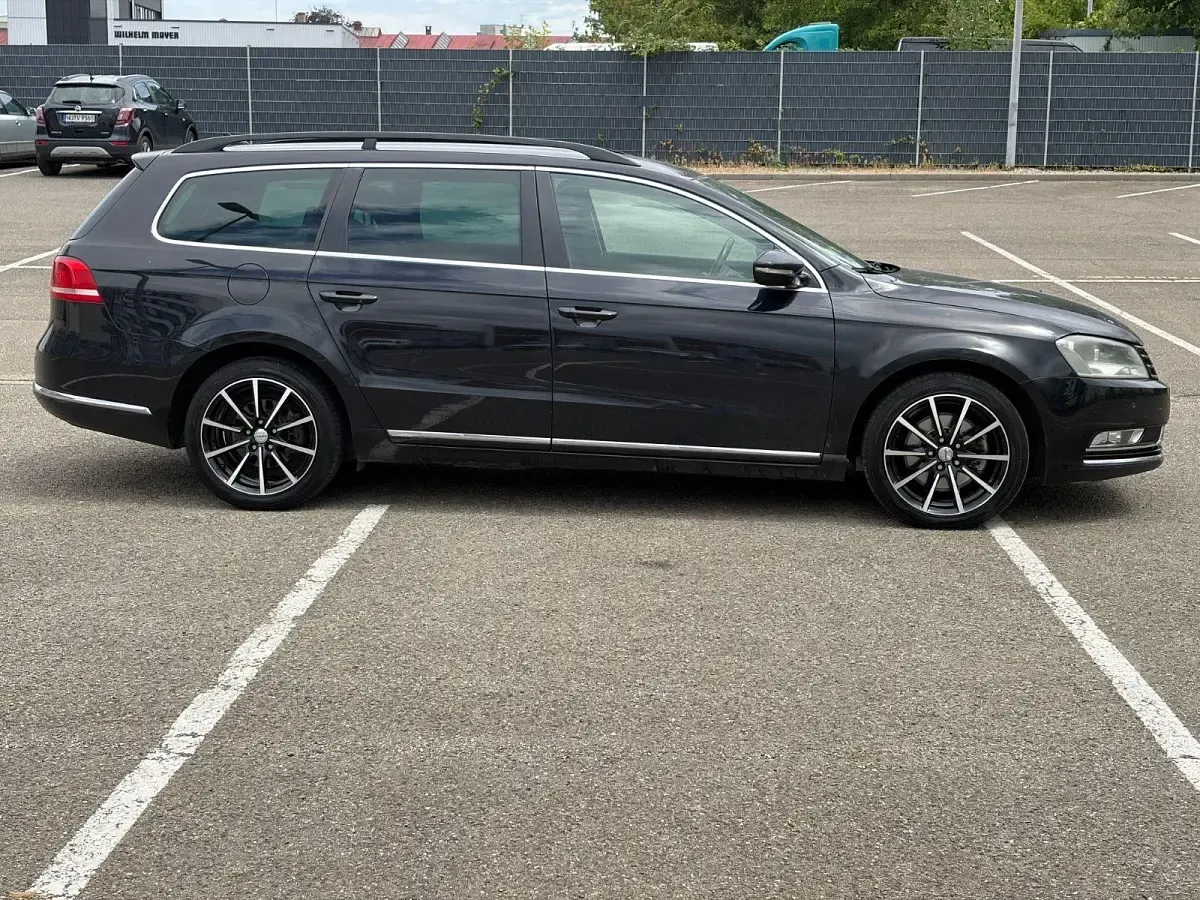 Gebraucht VW Passat Comfortline 140 PS (102 kW) 2011 Schwarz Kombi
