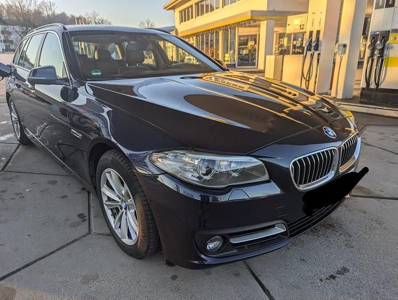 Gebraucht BMW 520 184 PS (135 kW) 2014 Blau Kombi