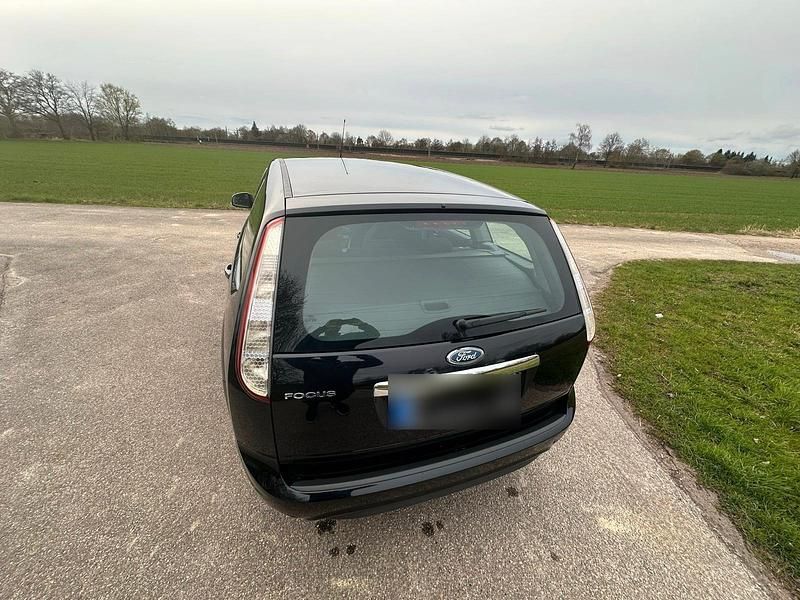 Usata Ford Focus 145 CV (106 kW) 2009 Nero Station wagon
