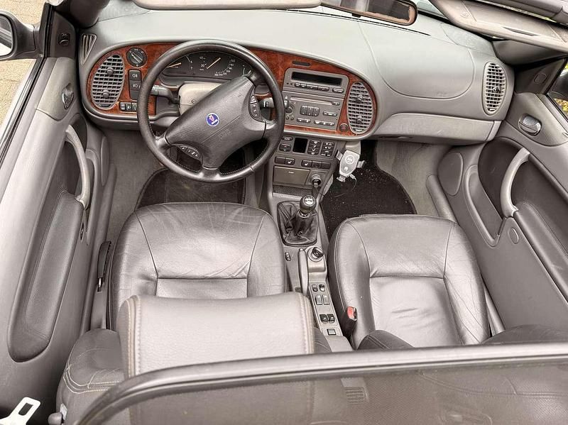 Occasion Saab 9-3 Cabriolet 150 ch (110 kW) 2002 Argent Cabriolet