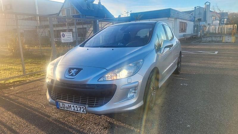 Gebraucht Peugeot 308 Sport 150 PS (110 kW) 2009 Silber Limousine