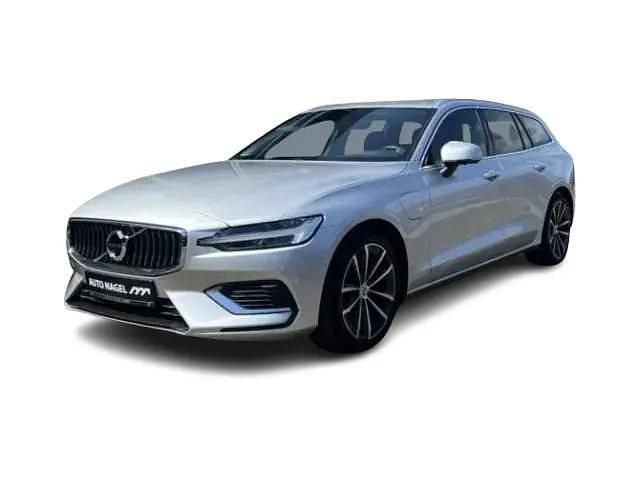 Bright silver / Gebraucht 2022 Volvo V60 Core Kombi | 30.800 € (Guter Preis) - Bild 1/4