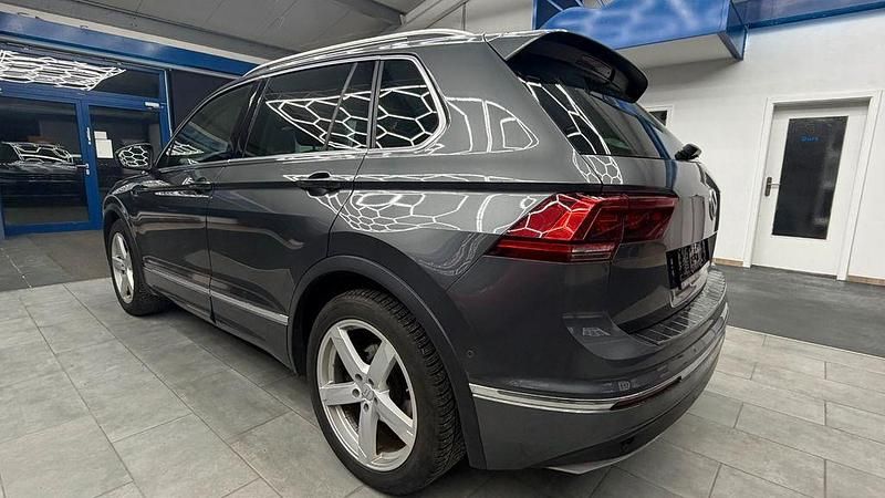 Gebraucht VW Tiguan Highline 239 PS (175 kW) 2017 Grau SUV