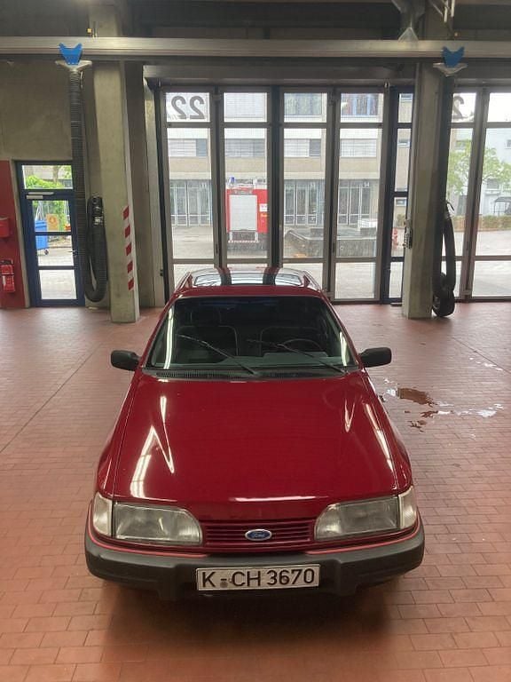 Gebraucht Ford Sierra 69 PS (50 kW) 1990 Rot Limousine