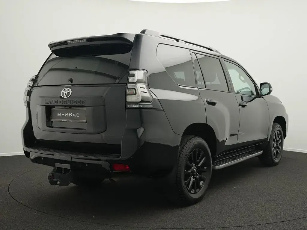 Gebraucht Toyota Land Cruiser TEC-Edition 204 PS (150 kW) 2024 Schwarz SUV